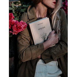 Julia Rozumek "sierpień"